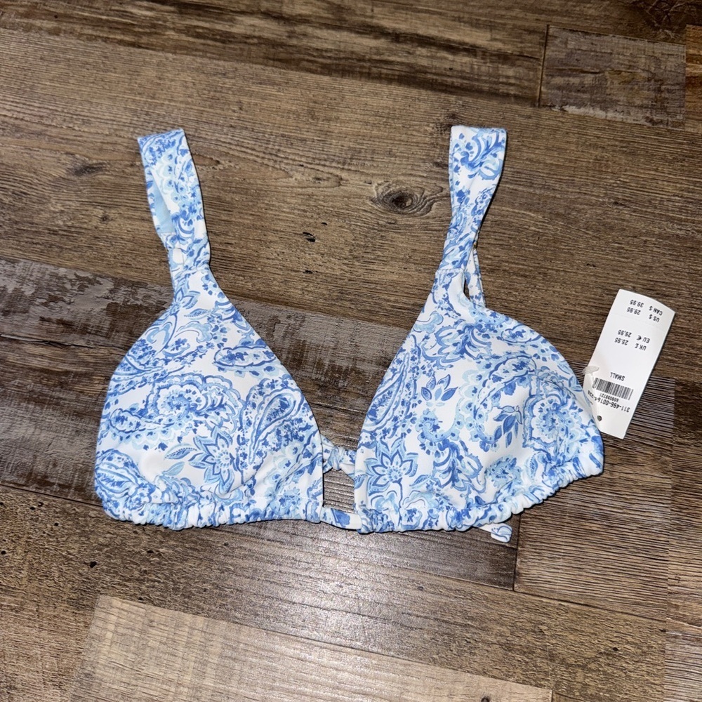 Hollister Blue & White Paisley Triangle Bikini Top Size Small NWT